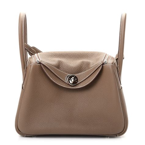 HERMES Taurillon Clemence Lindy 26 Etoupe .